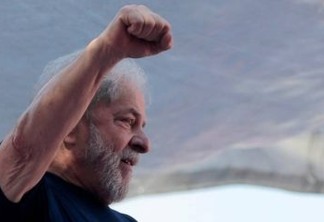 Em carta, Lula afirma que 2019 será ano de resistência e que não baixará a cabeça
