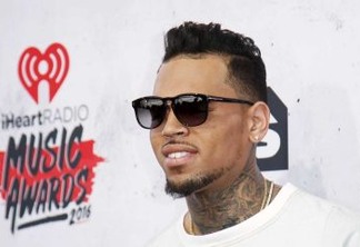 Chris Brown é preso em Paris após acusação de estupro