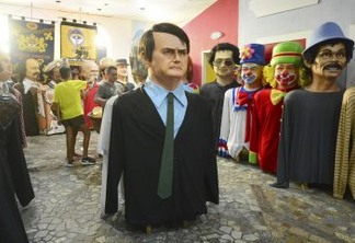 Governo federal oferece segurança para o boneco de Bolsonaro