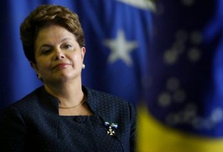 Dilma Rousseff assina manifesto em defesa da Fórum e da liberdade de expressão