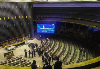Polícia Legislativa faz uma última varredura completa do plenário da Câmara, onde ocorrerá a cerimônia de posse do presidente eleito Jair Bolsonaro.