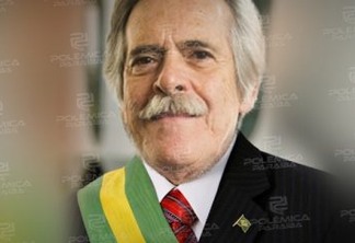 José de Abreu se autonomeia presidente do Brasil e chama Bolsonaro de usurpador