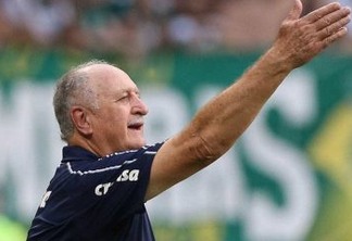 Felipão volta a rebater crítica da torcida do Palmeiras