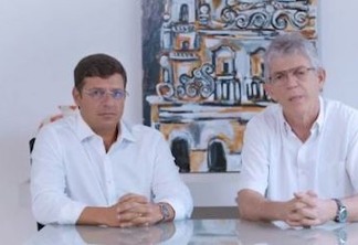 Ricardo Coutinho reaparece fazendo campanha para Vitor Hugo, em Cabedelo - VEJA VÍDEO