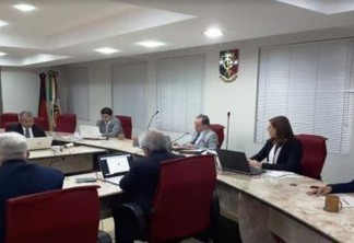 TCE suspende licitações em Sousa e Carrapateira
