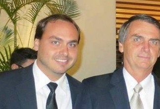 Bolsonaro retuita mensagens em que filho acusa ministro de mentir