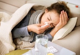 Surto de gripe: dor no corpo, tosse e irritação nos olhos são alguns dos sintomas da gripe H3N2