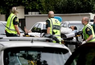 Ataques a 2 mesquitas transmitidos pelo Facebook matam 49 na Nova Zelândia