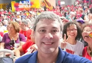 Lindbergh Farias participa de lançamento da Campanha Nacional Lula Livre