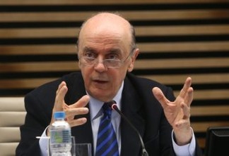 Serra quer que Paulo Guedes abra cálculos da reforma da previdência