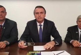 Bolsonaro anuncia fim das lombadas eletrônicas em rodovias federais - VEJA VÍDEO