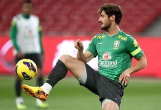 Palmeiras faz proposta por Pato: Salário está abaixo da média