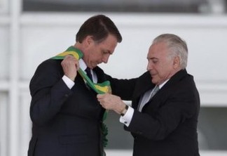 'A Justiça nasceu para todos e cada um que responda pelos seus atos', diz Bolsonaro sobre Temer