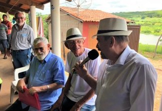 Jeová Campos finaliza a semana com mais uma audiência pública com agricultores paraibanos, desta vez, na cidade de Itaporanga
