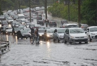 Alerta de chuvas intensas é emitido para 98 municípios da Paraíba, confira lista