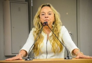 Deputada reconhece atuação de Raimundo Lira em prol da Paraíba