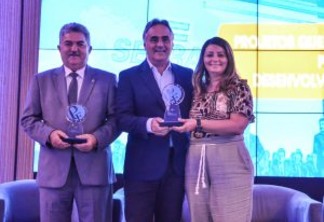 Luciano Cartaxo recebe prêmio Prefeito Empreendedor do Sebrae e dois projetos da PMJP são destaques