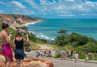 Aristóteles Souto Maior comenta inclusão do Conde no programa federal 'Investe Turismo'