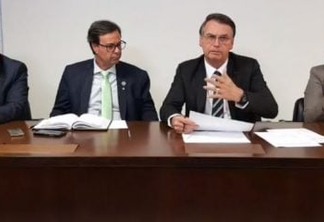 Bolsonaro anuncia convocação de mais de mil policiais federais em todo o Brasil; VEJA VÍDEO