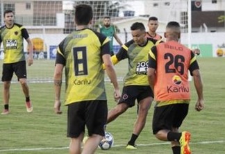 Com dois jogadores a menos, Sampaio fica no empate com o Botafogo-PB