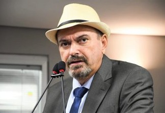 Jeová Campos protocola pedido de implantação de Casa da Cidadania em Catolé do Rocha