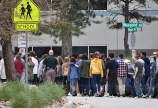 EUA: Ataque a tiros em escola do Colorado deixa oito feridos e um morto