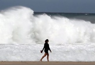 RESSACA NO MAR: Marinha emite alerta de ondas com até 2,5 metros em João Pessoa
