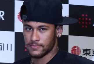 Neymar apaga vídeo com mensagens íntimas após investigação