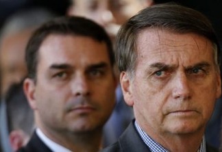 ARMA DE FAKE NEWS: Bolsonaro e filho espalham notícias falsas sobre Jean Wyllys e David Miranda
