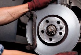 DICAS: Quando substituir os discos e pastilhas de freio do carro
