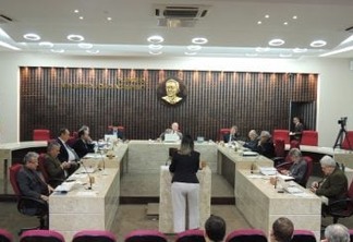 Excesso de contratações de servidores: TCE reprova contas de quatro prefeituras paraibanas 
