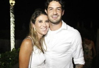 CERIMÔNIA SECRETA: Rebeca Abravanel e Alexandre Pato se casam na mansão de Silvio Santos