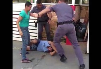 Vídeo mostra policiais agredindo casal de carroceiros na Zona Oeste de SP; PMs são afastados - ASSISTA