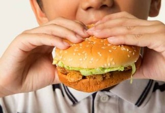 Família precisa ‘entrar na linha’ para ajudar crianças no combate à obesidade