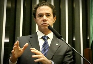 Veneziano sugere que demissão de Paulo Henrique Amorim foi ocasionada por pressão do Planalto