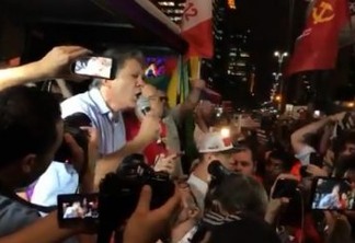 'Somos muito melhores que Bolsonaro e vamos resgatar esse país', diz Haddad em ato da Greve Geral