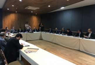 Rômulo Soares participa de reunião de presidentes de Creci’s em Aracaju