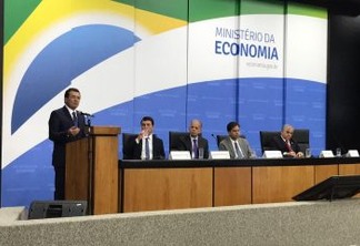 Relatório do Ministro Vital do Rêgo sobre problemas causados pela burocracia no Brasil é entregue pelo TCU ao Ministério da Economia
