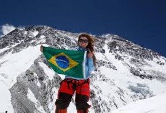 Brasileira pode ser a primeira mulher sul-americana a escalar a montanha mais perigosa do mundo