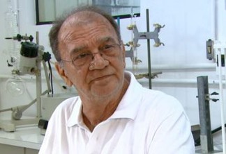 Professor que desenvolveu a 'pílula do câncer' morre aos 75 anos