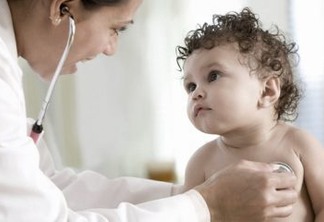 No dia do pediatra, entenda por que ter o acompanhamento desse profissional é peça chave para a saúde do seu filho