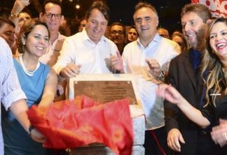 Luciano Cartaxo entrega Praça Pedro Gondim no bairro da Torre