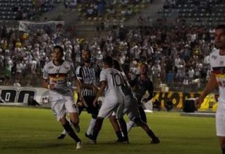 Botafogo-PB visita o Globo-RN em busca de vitória para seguir na briga pelo G4