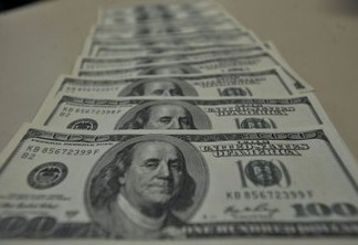 MAIS UM FANTASMA: Dólar bate novo recorde e atinge R$5,20 nesta quarta
