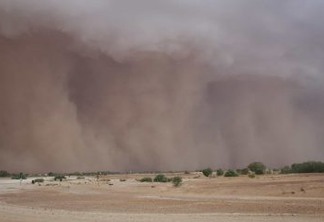 Enorme tempestade de areia filmada em um avião na Austrália - VEJA VÍDEO