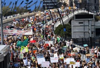 Greve global pelo clima leva milhares de manifestantes às ruas contra mudanças climáticas