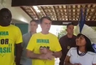 Carlos Bolsonaro publica vídeo em que youtuber indígena assume culpa por queimadas na Amazônia - VEJA VÍDEO