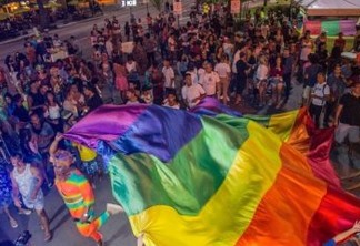 EVENTO: Parada LGBTQI+ agita as ruas de Cabedelo