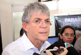 ENTREVISTA: 'Sirvo para eleger o governador, mas não sirvo para presidir o partido?', desabafa Ricardo Coutinho ao criticar  'mesquinhos' do PSB; OUÇA