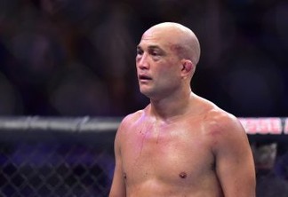 Após nocaute em briga de rua, BJ Penn não volta ao UFC, diz Dana White